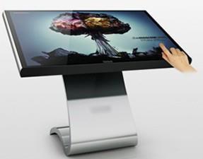 深圳市晶品冠科技触控产品 产品展厅中的触摸查询一体机