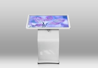 触摸广告机的正确使用与维护指南 让触控产品高效服务